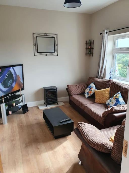 Private 3 Bedroom House Ideal For Family & Friends Killybegs Exterior foto